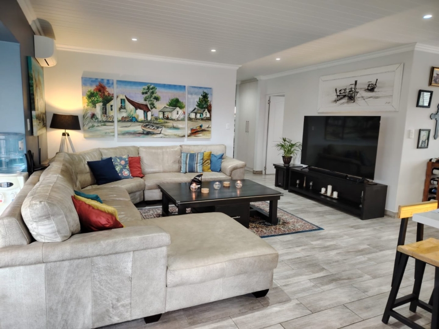 3 Bedroom Property for Sale in Tergniet Western Cape
